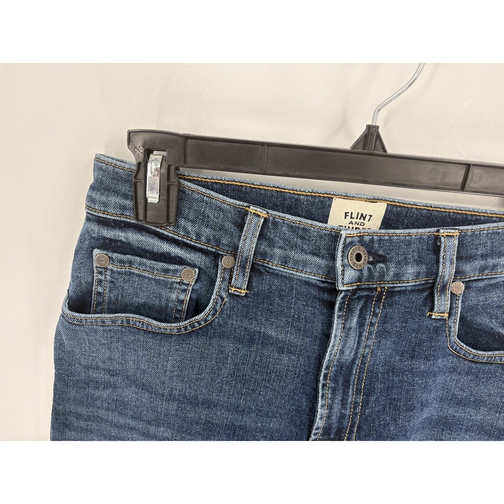 Flint and Tinder Men's Slim Fit Blue Denim Medium Wash 5 Pocket Jeans, 28x30 USA - Picture 3 of 5